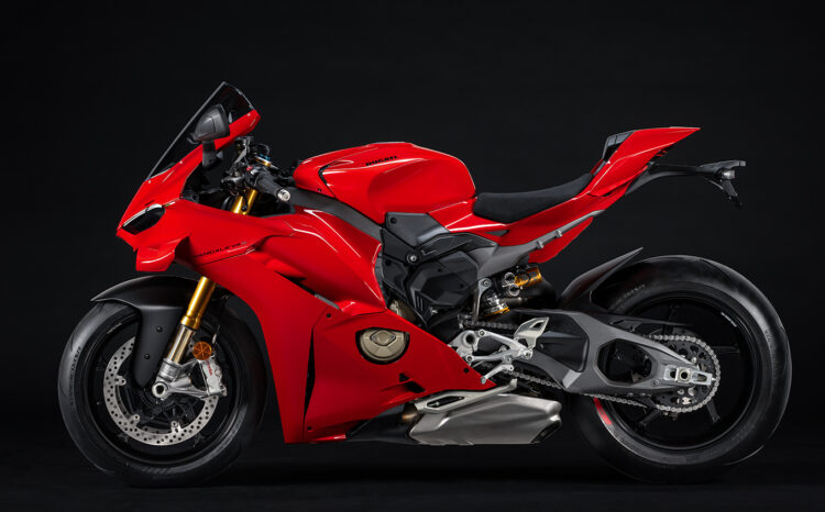 Ducati Panigale V4 vence o Good Design Award 2025