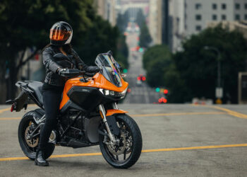 Zero Motorcycles cresce em 2025