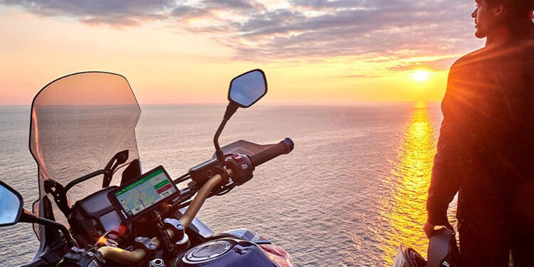 Garmin atualiza o seu GPS topo de gama para motos com o zūmo XT3