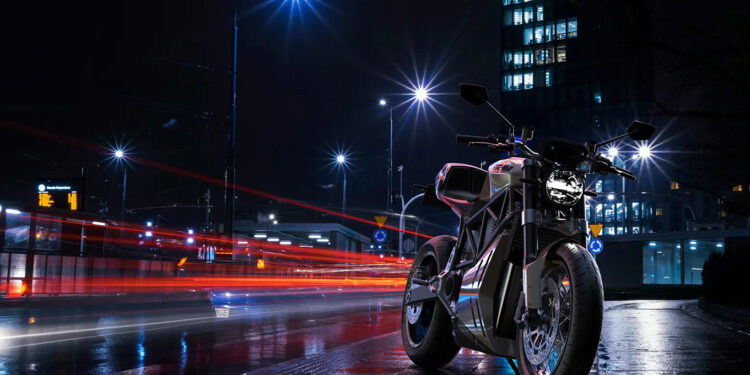 BBM Hiro, a moto elétrica que recarrega em 15 minutos