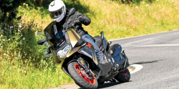 Contacto | BMW C400 X | Rebeldia citadina