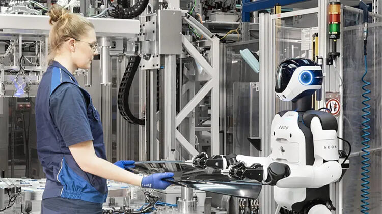 O novo operário da fábrica da BMW é um robô
