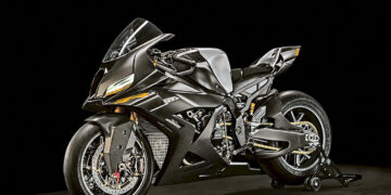 Supermoto | BMW Motorrad Concept RR | A sombra do futuro