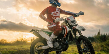 Bimota alarga gama off-road com nova moto de enduro
