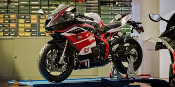 Bimota KB399 oficialmente lançada pela marca italiana