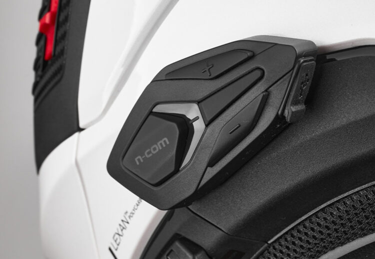 Nolan apresenta o N-Com Bluetooth+