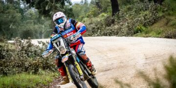 Pedro Bianchi Prata superou Rally-Raid Portugal com moto 100% elétrica