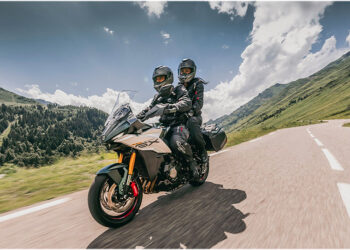 Campanha Suzuki oferece malas na GSX-S1000 GX