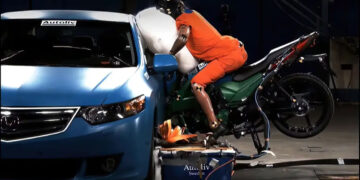 Airbags para Motociclistas: Novo Sistema da Autoliv protege cabeça e tronco