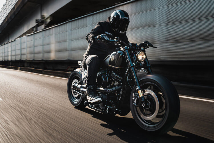 Dominus Torque, uma Harley da Rough Crafts
