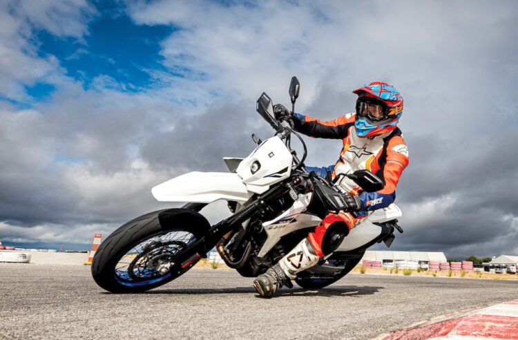 Contacto Suzuki DR-Z4S / DR-Z4SM | A qualidade compensa?