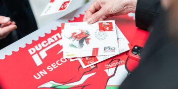 Centenário da Ducati celebrado com um selo dos correios italiano