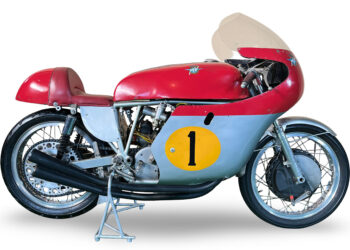 Icónica MV Agusta de Grande Prémio leiloada por 1,1 milhão de euros