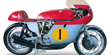 Icónica MV Agusta de Grande Prémio leiloada por 1,1 milhão de euros
