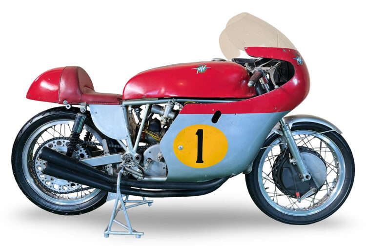 Icónica MV Agusta de Grande Prémio leiloada por 1,1 milhão de euros