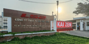 LS2 inaugura fábrica de capacetes de moto no Vietname