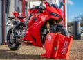 Roubo de motos – A âncora de solo TufLuck pode ser o cadeado mais resistente no mercado