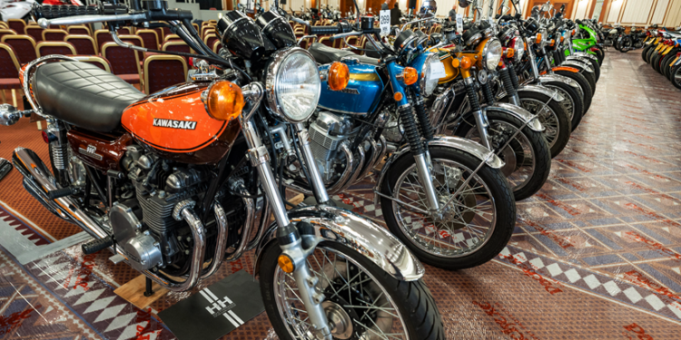Leilão de motos clássicas e raras em Inglaterra bateu todos os recordes