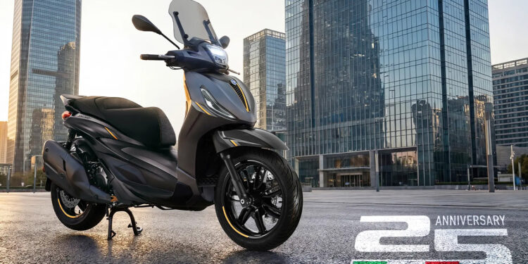 Piaggio Beverly faz 25 anos