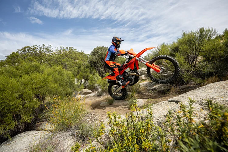 Novas KTM XC apresentadas