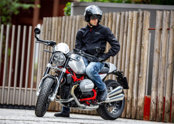 Nova linha Acerbis de roupa motard