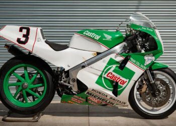 Honda VFR750R RC30, ex-Joey Dunlop e Steve Hislop, vão a leilão