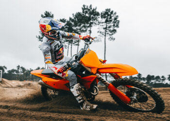 Gama de motocross KTM 2027 coberta pela Garantia Premium do Fabricante