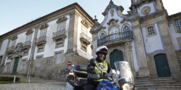 Portugal de Lés a Lés mais perto