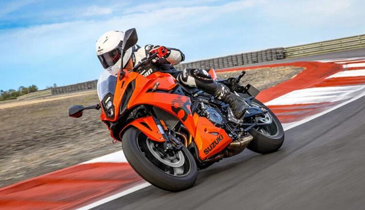 Suzuki GSX-8R recebe nova cor muito aguardada
