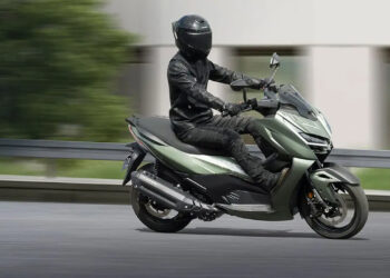 Zontes ZT368-D ETC: acelerador eletrónico e para-brisas elétrico atualizam o modelo