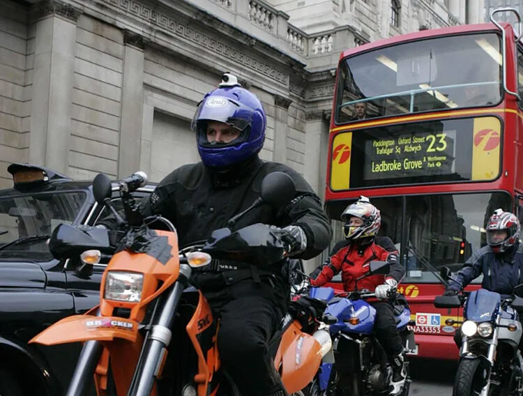 Inglaterra rejeita mais limites de velocidade