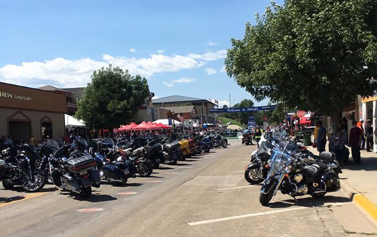 Indian x Harley – Guerra nas redes sociais nos EUA