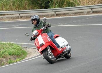 Contacto | Lambretta G Special 350 Series II | Qualidade, em embrulho clássico