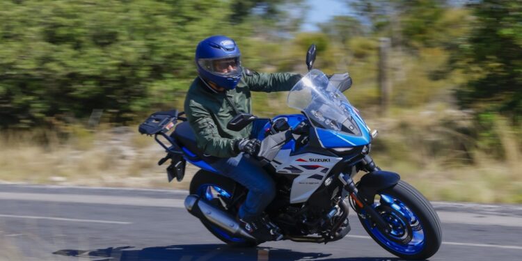 Suzuki SV-7GX já foi apresentada à imprensa
