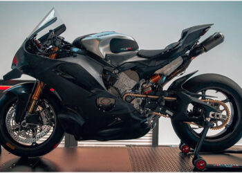 Barni lança eletrónica para Ducati Superbike
