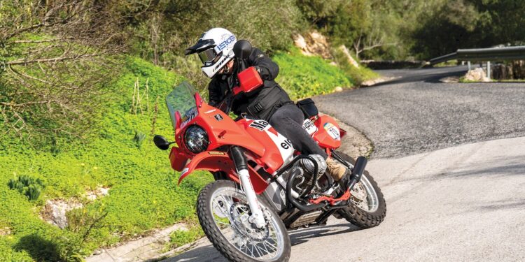 Contacto | BMW R80 GS ‘Cafeína Motorcycles’ | Recriar uma lenda