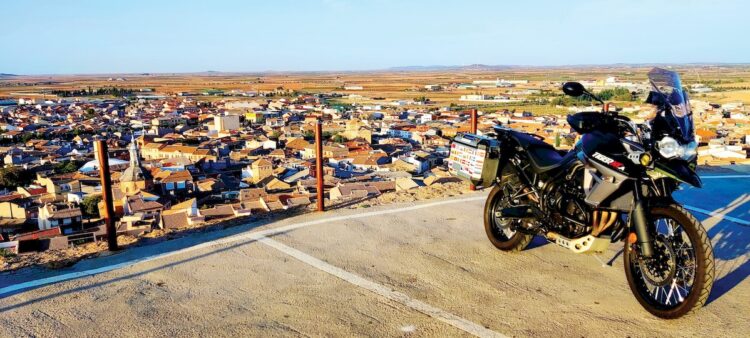 Mototurismo | Sierra de Guadarrama | Entre muralhas, montanhas e história