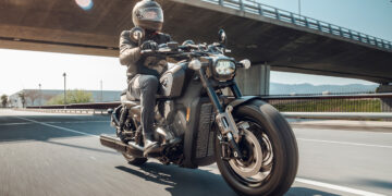 Nova SRV 600V reforça a oferta cruiser da QJ Motor