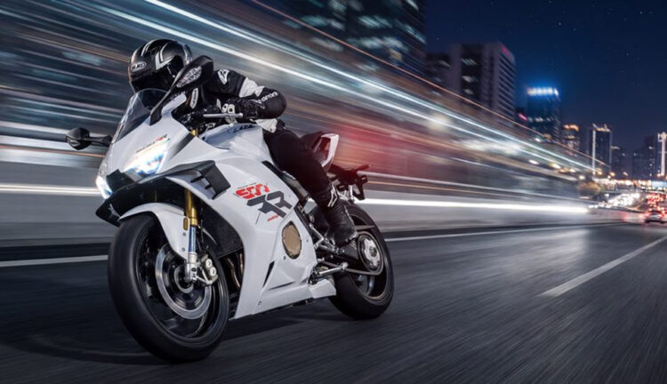 ZXMOTO chega a Portugal com a 500RR