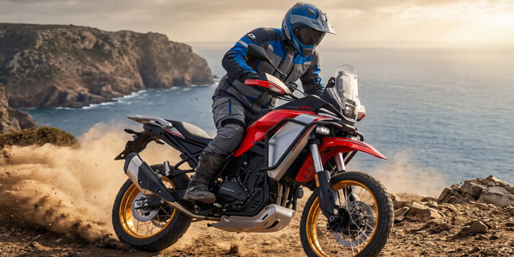 QJ MOTOR entra no segmento Adventure de média cilindrada com a nova SRT 450RX