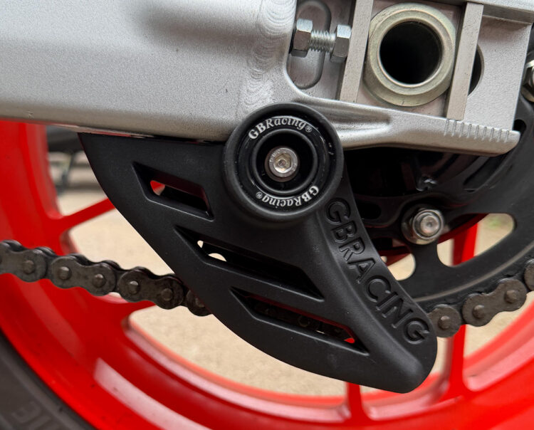 Protetores de corrente GB Racing para vários modelos Yamaha