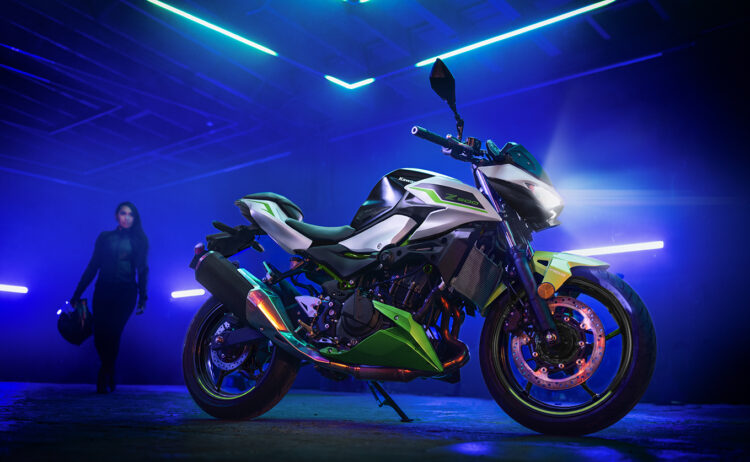 ‘Sugomi’ Kawasaki Z500 chega com tudo em 2027