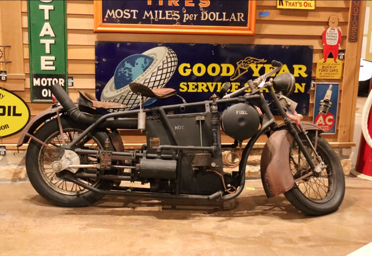 Moto a vapor única procurada nos EUA