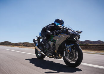 Kawasaki Ninja H2 sobrealimentada regressa para 2027