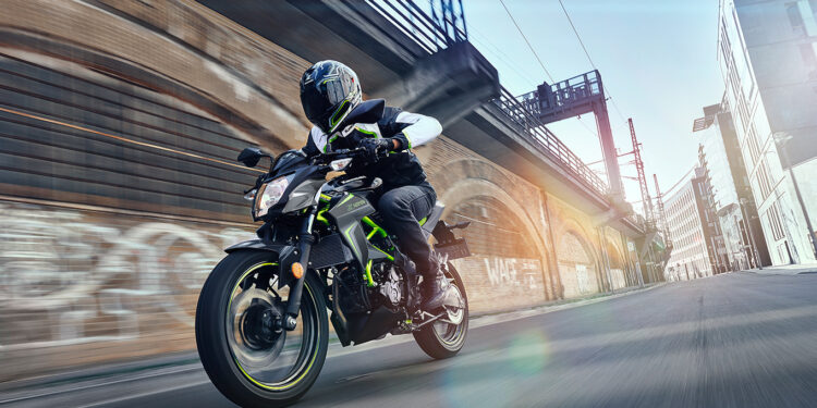 Ninja 125 e Z125 enriquecem a gama Kawasaki de 2027