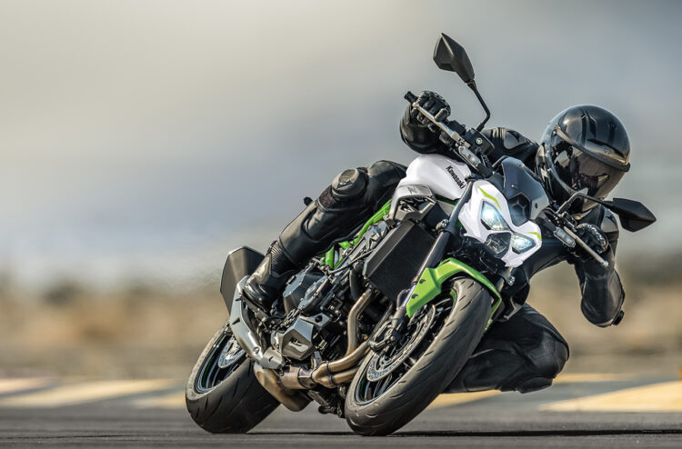 Kawasaki confirma Z650 S e Z900 para 2027
