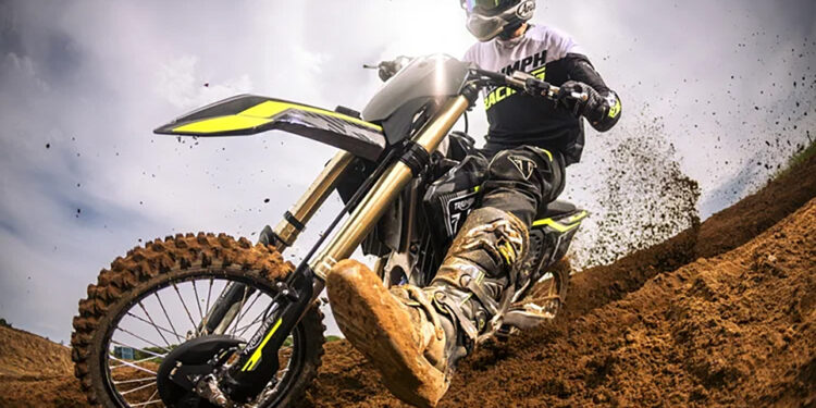 Triumph lança TF 250-X atualizada após conquistar o seu primeiro título MX2