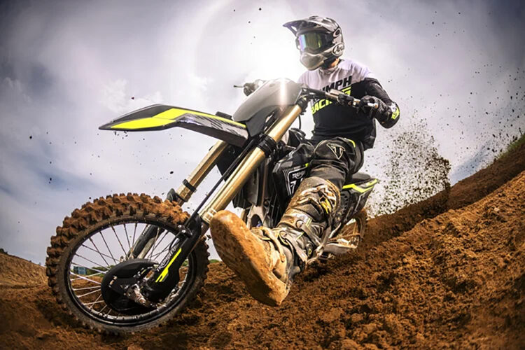 Triumph lança TF 250-X atualizada após conquistar o seu primeiro título MX2