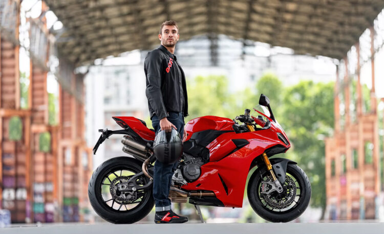 Ducati Corse City C3, Strada C4 e Company C4: botas que combinam estilo, performance e segurança