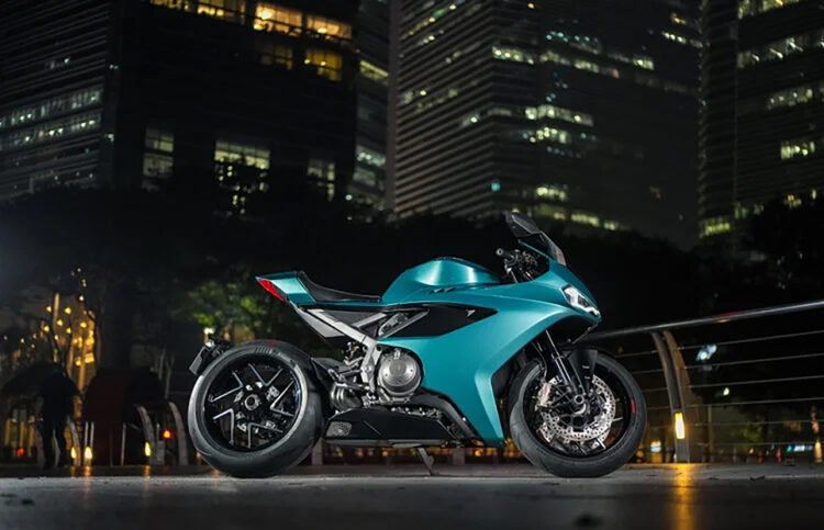 Norton Manx R de 206 cv premiada com o Red Dot